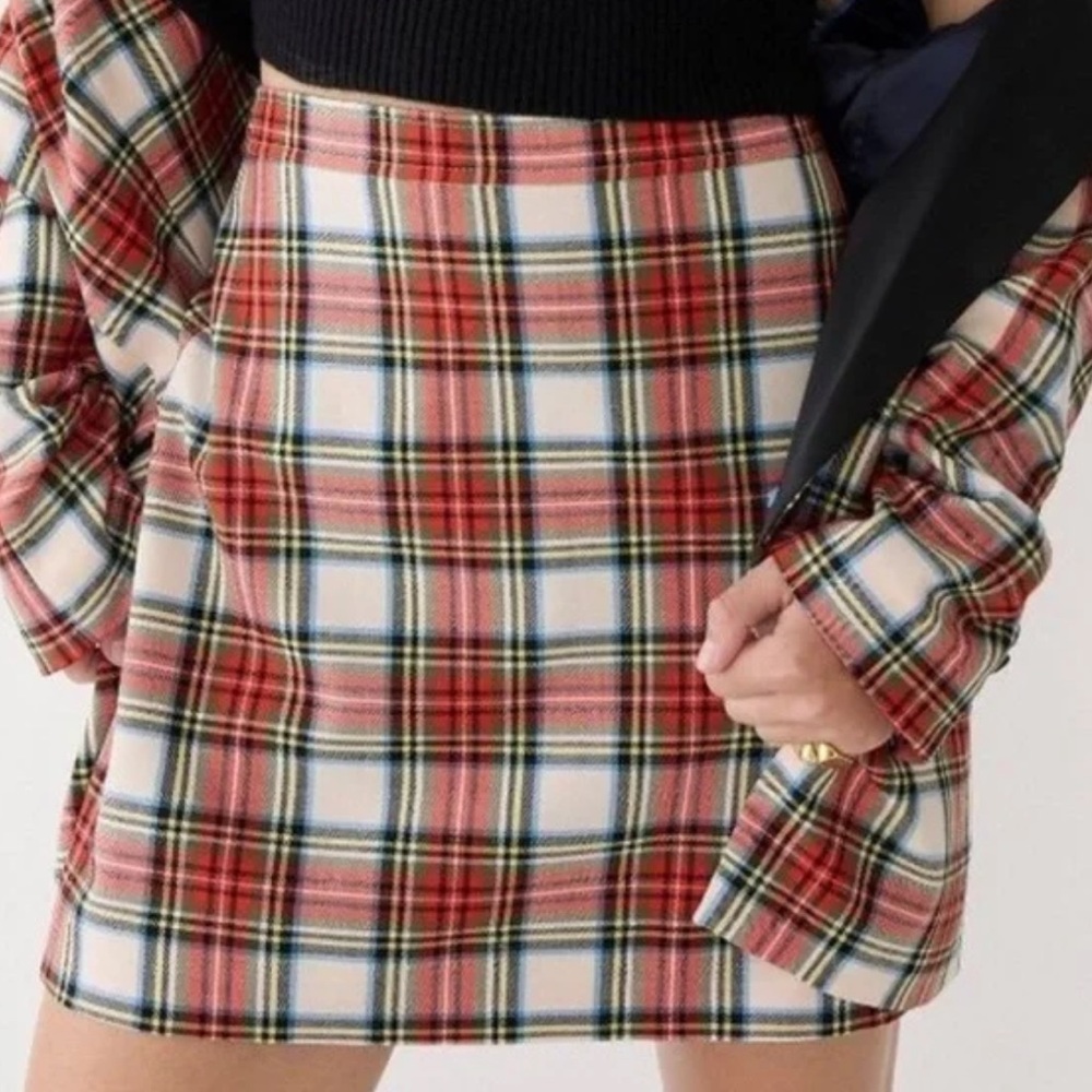 J. Crew Traditional Natasha Skirt in Festive Snowy Tartan Plaid size 6